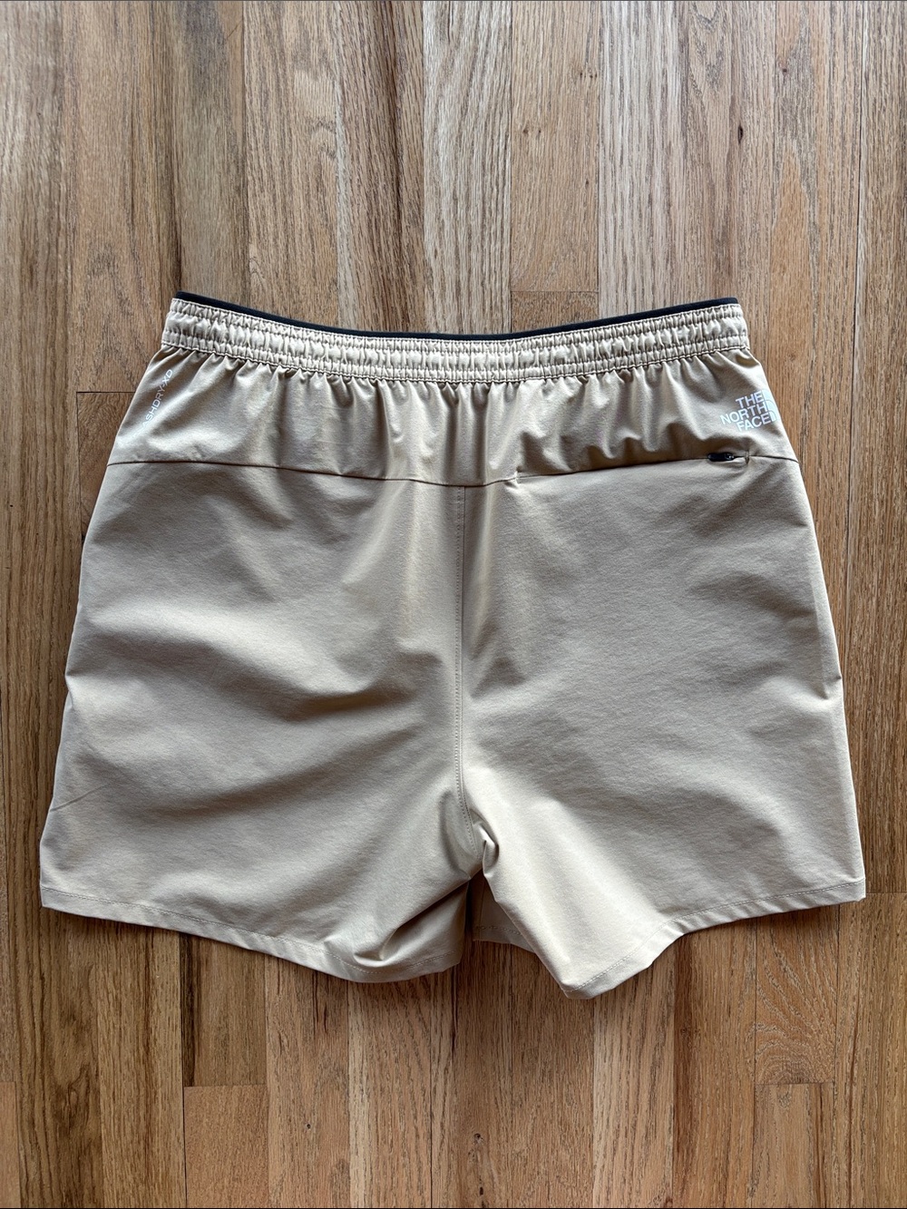Wander Shorts - Picture 4 of 6